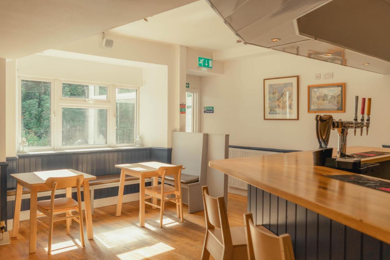 The Ballinluig Inn Pitlochry Bagian luar foto